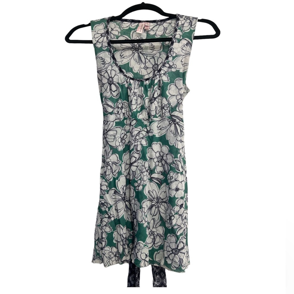 Sweet Pea Sleeveless Top EUC